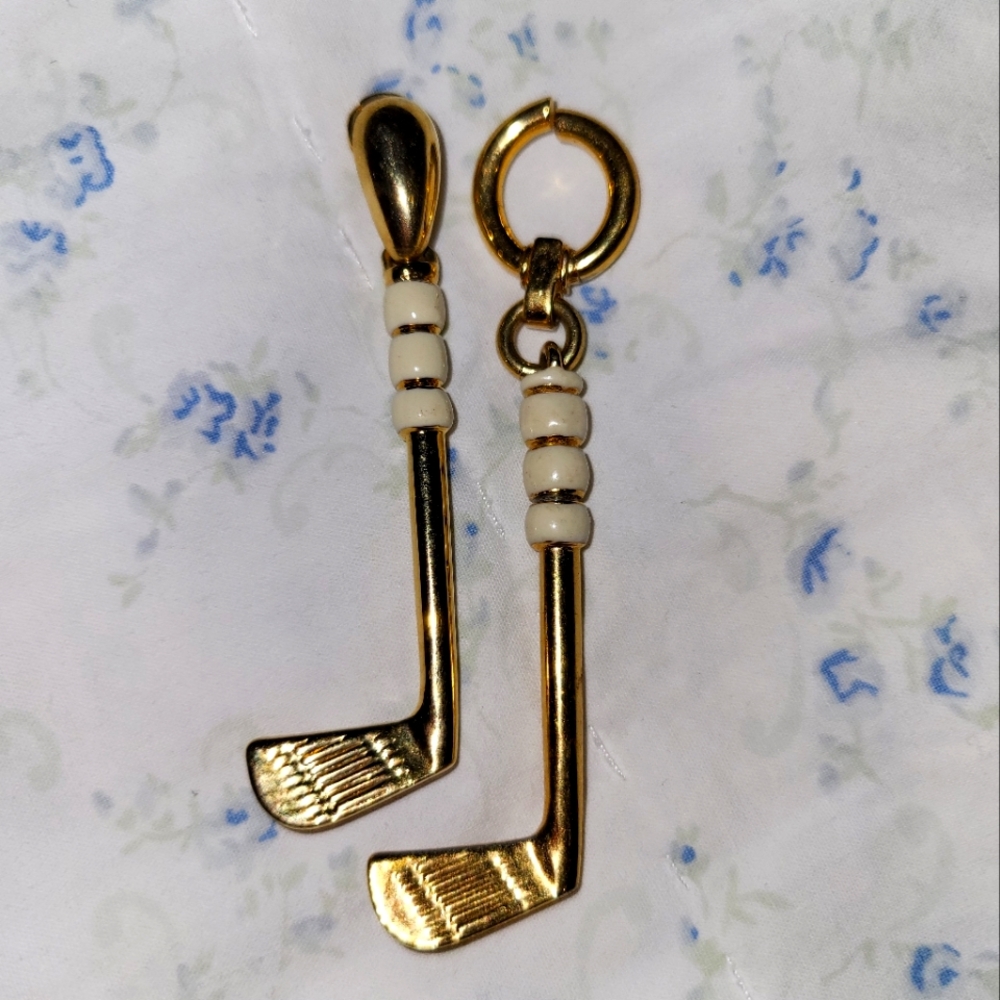 ST JOHN GOLF ZIPPER PULLS